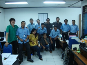 Foto Bersama seluruh staff Teknik